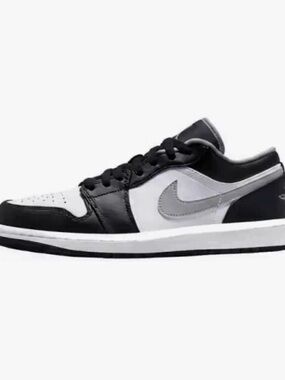 Nike Air Jordan 1 Low - Retro Sneaker in Black, White & Gray